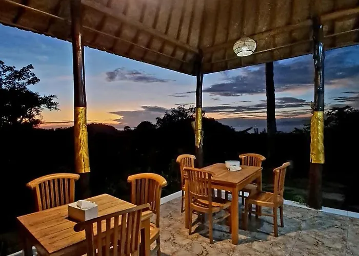 Kubuhill Sunset Orman Evi Toyapakeh